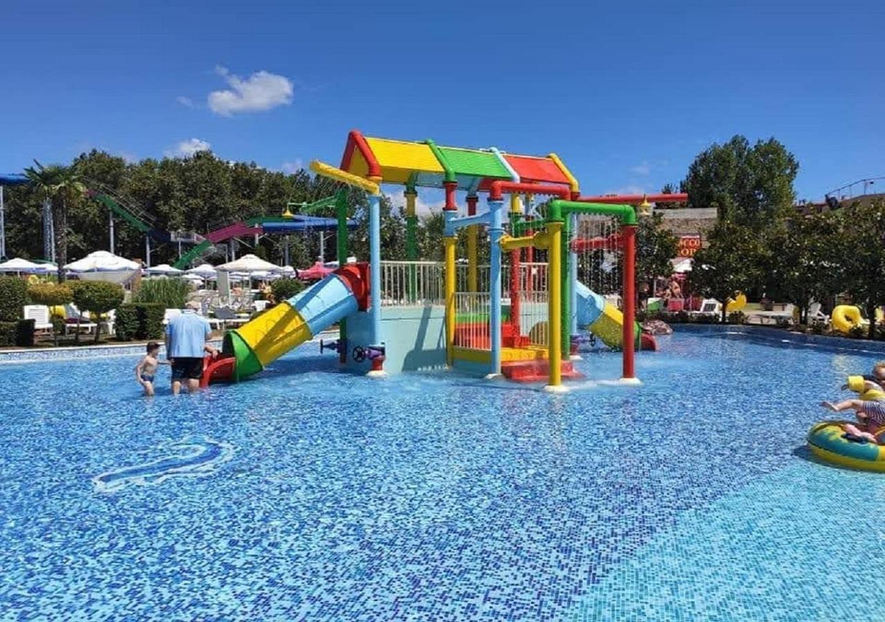 Charis Cozy Family Apart At Sun Village Complex Close To The Beach Sunny Beach Exterior foto